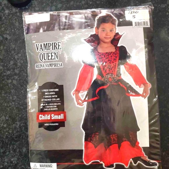 Costumes Usa Other - Vampire Queen- Halloween Costume- Size: Child Small- New- RRR Halloween Kids